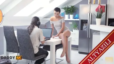 Dul Kadının Yarrak Hasretine Son Veren Afrika Çete Üyesi